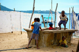 richesse-minière-femmes-et-les-enfants madagascar